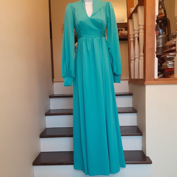 Dresses & Skirts - 1970's aqua maxi dress